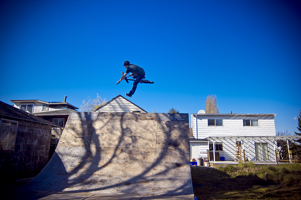 Chris Young 1-footed table on the wedge quarter at Ron Mercer's Woodyard backyard ramp.